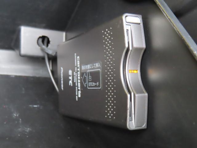 コペン アルティメットエディションＩＩ　オープンカー　ＥＴＣ　バックカメラ　ナビ　ＴＶ　ＡＴ　キーレスエントリー　シートヒーター　アルミホイール　衝突安全ボディ　ＡＢＳ　ＣＤ　ＤＶＤ再生　Ｂｌｕｅｔｏｏｔｈ　エアコン　パワーステアリング（9枚目）