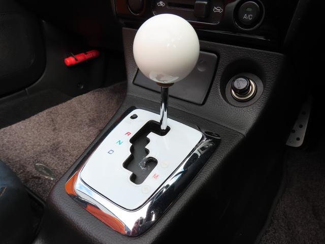 コペン アルティメットエディションＩＩ　オープンカー　ＥＴＣ　バックカメラ　ナビ　ＴＶ　ＡＴ　キーレスエントリー　シートヒーター　アルミホイール　衝突安全ボディ　ＡＢＳ　ＣＤ　ＤＶＤ再生　Ｂｌｕｅｔｏｏｔｈ　エアコン　パワーステアリング（10枚目）