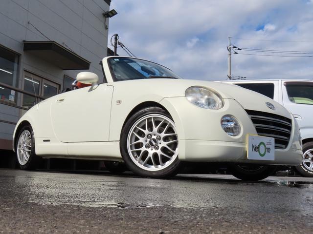 コペン アルティメットエディションＩＩ　オープンカー　ＥＴＣ　バックカメラ　ナビ　ＴＶ　ＡＴ　キーレスエントリー　シートヒーター　アルミホイール　衝突安全ボディ　ＡＢＳ　ＣＤ　ＤＶＤ再生　Ｂｌｕｅｔｏｏｔｈ　エアコン　パワーステアリング（29枚目）