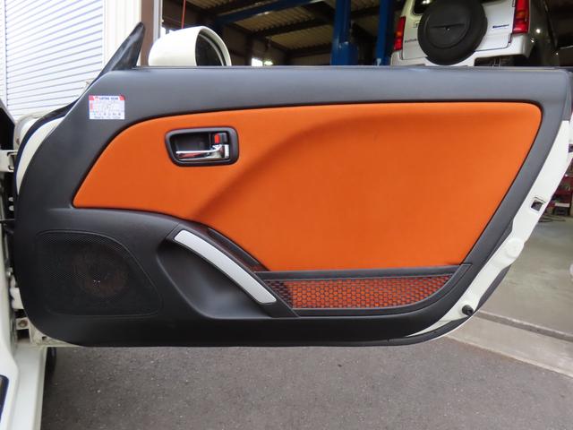 コペン アルティメットエディションＩＩ　オープンカー　ＥＴＣ　バックカメラ　ナビ　ＴＶ　ＡＴ　キーレスエントリー　シートヒーター　アルミホイール　衝突安全ボディ　ＡＢＳ　ＣＤ　ＤＶＤ再生　Ｂｌｕｅｔｏｏｔｈ　エアコン　パワーステアリング（49枚目）