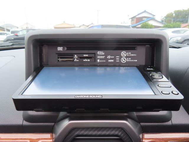 コペン ローブ　オープンカー　ＬＥＤヘッドランプ　ＣＶＴ　スマートキー　アイドリングストップ　シートヒーター　アルミホイール　盗難防止システム　衝突安全ボディ　ＡＢＳ　ＥＳＣ　ＣＤ　ＤＶＤ再生　エアコン（6枚目）