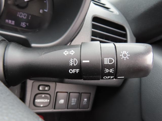 コペン ローブ　オープンカー　ＬＥＤヘッドランプ　ＣＶＴ　スマートキー　アイドリングストップ　シートヒーター　アルミホイール　盗難防止システム　衝突安全ボディ　ＡＢＳ　ＥＳＣ　ＣＤ　ＤＶＤ再生　エアコン（10枚目）