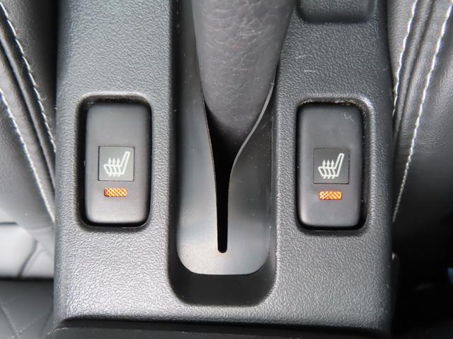 コペン ローブ　オープンカー　ＬＥＤヘッドランプ　ＣＶＴ　スマートキー　アイドリングストップ　シートヒーター　アルミホイール　盗難防止システム　衝突安全ボディ　ＡＢＳ　ＥＳＣ　ＣＤ　ＤＶＤ再生　エアコン（11枚目）