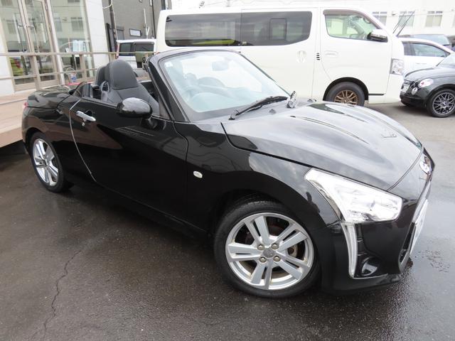 コペン ローブ　オープンカー　ＬＥＤヘッドランプ　ＣＶＴ　スマートキー　アイドリングストップ　シートヒーター　アルミホイール　盗難防止システム　衝突安全ボディ　ＡＢＳ　ＥＳＣ　ＣＤ　ＤＶＤ再生　エアコン（13枚目）