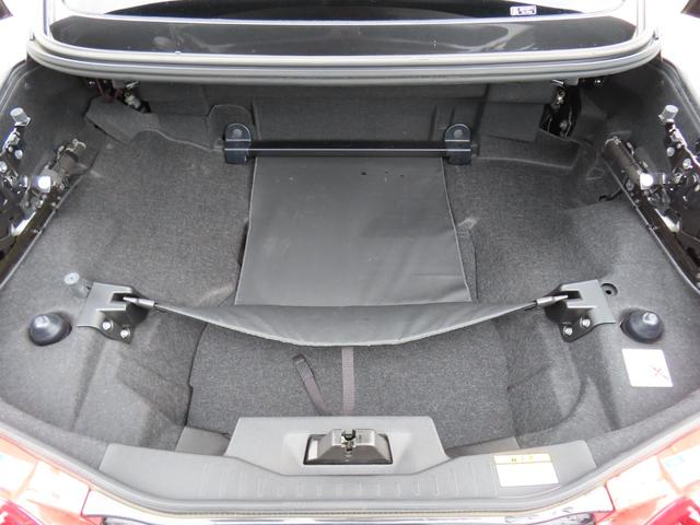 コペン ローブ　オープンカー　ＬＥＤヘッドランプ　ＣＶＴ　スマートキー　アイドリングストップ　シートヒーター　アルミホイール　盗難防止システム　衝突安全ボディ　ＡＢＳ　ＥＳＣ　ＣＤ　ＤＶＤ再生　エアコン（17枚目）