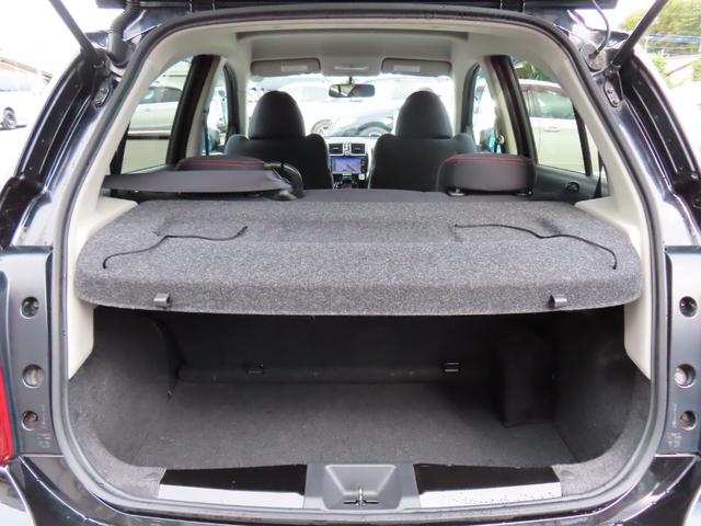 マーチ ニスモ　Ｓ　ＥＴＣ　バックカメラ　ナビ　ＴＶ　アルミホイール　スマートキー　電動格納ミラー　ＭＴ　盗難防止システム　衝突安全ボディ　ＡＢＳ　ＥＳＣ　ＣＤ　ＤＶＤ再生　ＵＳＢ　ミュージックプレイヤー接続可（17枚目）