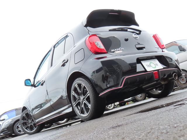 マーチ ニスモ　Ｓ　ＥＴＣ　バックカメラ　ナビ　ＴＶ　アルミホイール　スマートキー　電動格納ミラー　ＭＴ　盗難防止システム　衝突安全ボディ　ＡＢＳ　ＥＳＣ　ＣＤ　ＤＶＤ再生　ＵＳＢ　ミュージックプレイヤー接続可（25枚目）