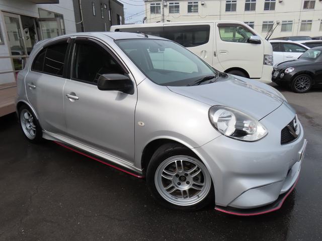 マーチ ニスモ　Ｓ　バックカメラ　ナビ　ＴＶ　アルミホイール　オートライト　スマートキー　電動格納ミラー　ＭＴ　盗難防止システム　衝突安全ボディ　ＡＢＳ　ＥＳＣ　ＣＤ　ＤＶＤ再生　ＵＳＢ　ミュージックプレイヤー接続可（13枚目）