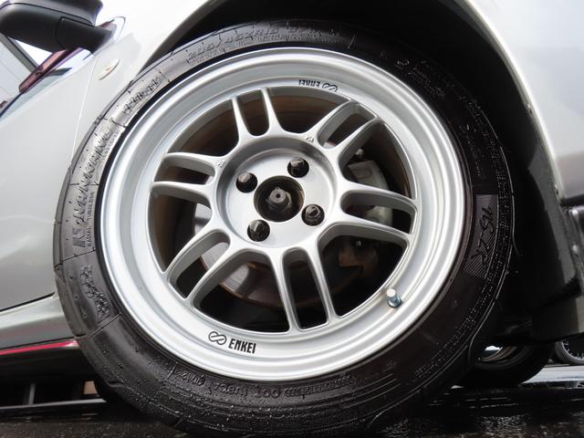 マーチ ニスモ　Ｓ　バックカメラ　ナビ　ＴＶ　アルミホイール　オートライト　スマートキー　電動格納ミラー　ＭＴ　盗難防止システム　衝突安全ボディ　ＡＢＳ　ＥＳＣ　ＣＤ　ＤＶＤ再生　ＵＳＢ　ミュージックプレイヤー接続可（20枚目）