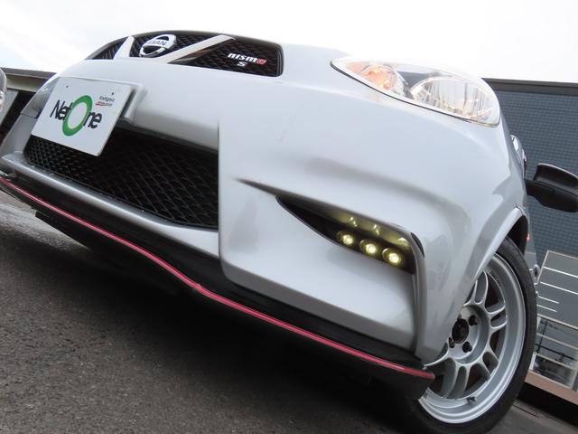 マーチ ニスモ　Ｓ　バックカメラ　ナビ　ＴＶ　アルミホイール　オートライト　スマートキー　電動格納ミラー　ＭＴ　盗難防止システム　衝突安全ボディ　ＡＢＳ　ＥＳＣ　ＣＤ　ＤＶＤ再生　ＵＳＢ　ミュージックプレイヤー接続可（22枚目）