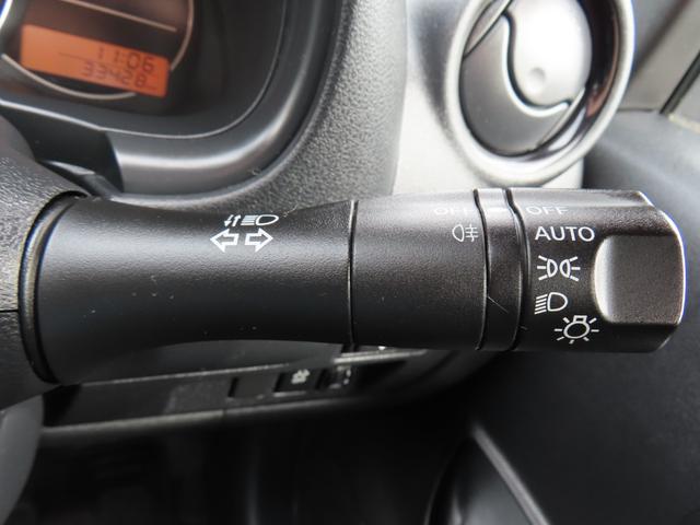 マーチ ニスモ　Ｓ　バックカメラ　ナビ　ＴＶ　アルミホイール　オートライト　スマートキー　電動格納ミラー　ＭＴ　盗難防止システム　衝突安全ボディ　ＡＢＳ　ＥＳＣ　ＣＤ　ＤＶＤ再生　ＵＳＢ　ミュージックプレイヤー接続可（34枚目）