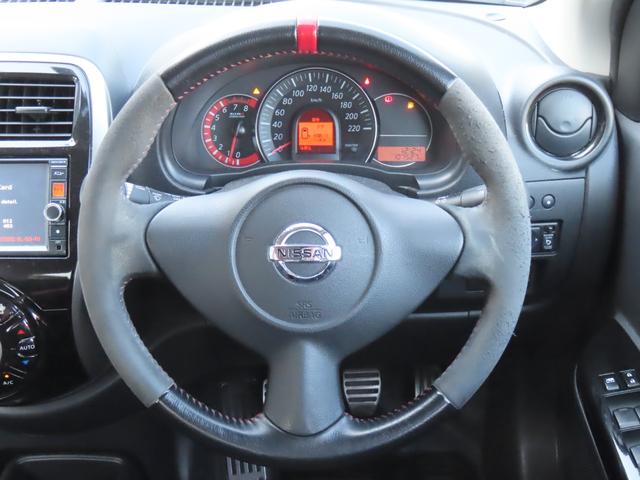 マーチ ニスモ　Ｓ　ＥＴＣ　ナビ　アルミホイール　オートライト　スマートキー　電動格納ミラー　ＭＴ　盗難防止システム　衝突安全ボディ　ＡＢＳ　ＥＳＣ　ＣＤ　ＤＶＤ再生　ミュージックプレイヤー接続可　Ｂｌｕｅｔｏｏｔｈ（3枚目）