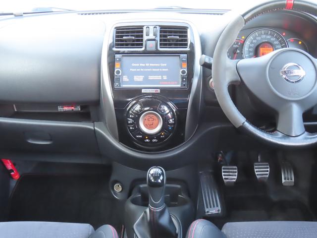 マーチ ニスモ　Ｓ　ＥＴＣ　ナビ　アルミホイール　オートライト　スマートキー　電動格納ミラー　ＭＴ　盗難防止システム　衝突安全ボディ　ＡＢＳ　ＥＳＣ　ＣＤ　ＤＶＤ再生　ミュージックプレイヤー接続可　Ｂｌｕｅｔｏｏｔｈ（5枚目）