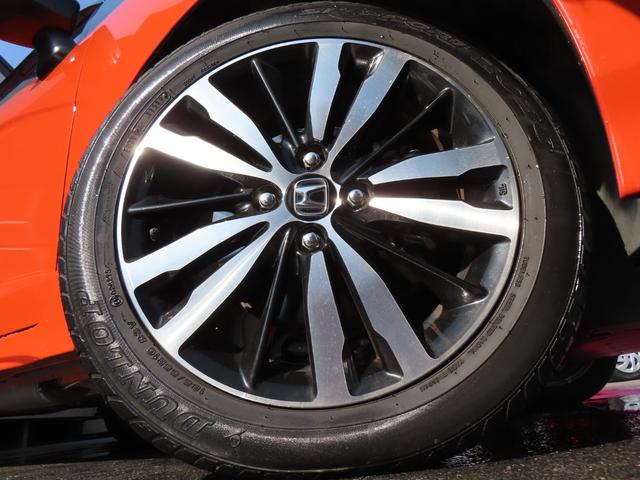 フィット RS ホンダセンシング ETC オートクルーズコントロール レーンアシスト 衝突被害軽減システム アルミホイール オートライト LEDヘッドランプ スマートキー アイドリングストップ 電動格納ミラー フルフラット MT(27枚目)