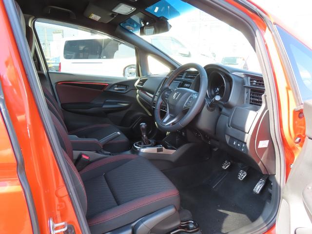 フィット RS ホンダセンシング ETC オートクルーズコントロール レーンアシスト 衝突被害軽減システム アルミホイール オートライト LEDヘッドランプ スマートキー アイドリングストップ 電動格納ミラー フルフラット MT(51枚目)