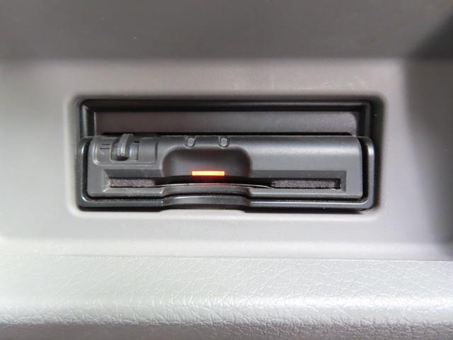 NV350キャラバンバン ロングライダープレミアムGX ETC バックカメラ ナビ TV 両側スライドドア オートライト スマートキー 電動格納ミラー AT CD DVD再生 USB Bluetooth ESC エアコン パワーウィンドウ 運転席エアバッグ(10枚目)