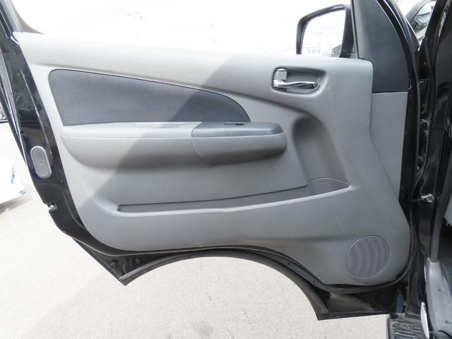 NV350キャラバンバン ロングライダープレミアムGX ETC バックカメラ ナビ TV 両側スライドドア オートライト スマートキー 電動格納ミラー AT CD DVD再生 USB Bluetooth ESC エアコン パワーウィンドウ 運転席エアバッグ(30枚目)