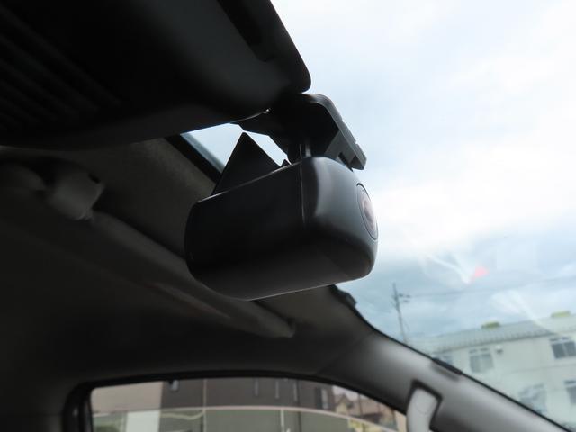 キャラバン ロングＥＸ　ドライブレコーダー　ＥＴＣ　全周囲カメラ　ナビ　ＴＶ　スライドドア　オートライト　アルミホイール　キーレスエントリー　電動格納ミラー　ＣＶＴ　エアコン　パワーウィンドウ　運転席エアバッグ（14枚目）