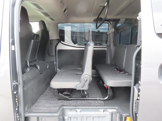 キャラバン ロングＥＸ　ドライブレコーダー　ＥＴＣ　全周囲カメラ　ナビ　ＴＶ　スライドドア　オートライト　アルミホイール　キーレスエントリー　電動格納ミラー　ＣＶＴ　エアコン　パワーウィンドウ　運転席エアバッグ（35枚目）