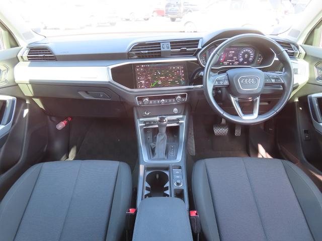 Ｑ３ ３５ＴＦＳＩアドバンスド　全周囲カメラ　クリアランスソナー　レーンアシスト　衝突被害軽減システム　ナビ　ＬＥＤヘッドランプ　ヘッドライトウォッシャー　電動リアゲート　アルミホイール　スマートキー　アイドリングストップ（2枚目）