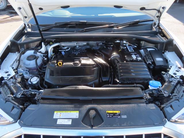 Ｑ３ ３５ＴＦＳＩアドバンスド　全周囲カメラ　クリアランスソナー　レーンアシスト　衝突被害軽減システム　ナビ　ＬＥＤヘッドランプ　ヘッドライトウォッシャー　電動リアゲート　アルミホイール　スマートキー　アイドリングストップ（24枚目）