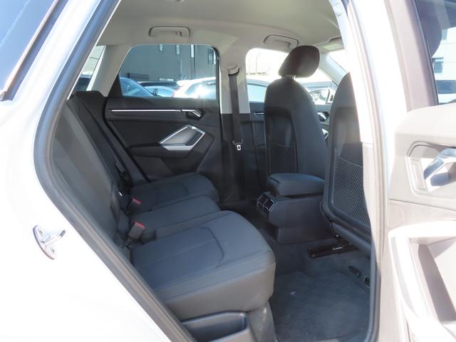 Ｑ３ ３５ＴＦＳＩアドバンスド　全周囲カメラ　クリアランスソナー　レーンアシスト　衝突被害軽減システム　ナビ　ＬＥＤヘッドランプ　ヘッドライトウォッシャー　電動リアゲート　アルミホイール　スマートキー　アイドリングストップ（32枚目）