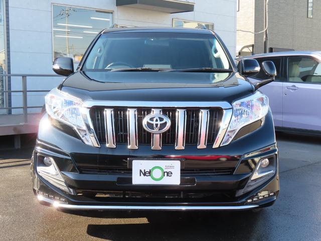 ランドクルーザープラド ＴＸ　４ＷＤ　ＥＴＣ　バックカメラ　ナビ　ＴＶ　オートライト　アルミホイール　スマートキー　ＡＴ　盗難防止システム　衝突安全ボディ　ＣＤ　Ｂｌｕｅｔｏｏｔｈ　ＡＢＳ　ＥＳＣ　エアコン　パワーステアリング（13枚目）