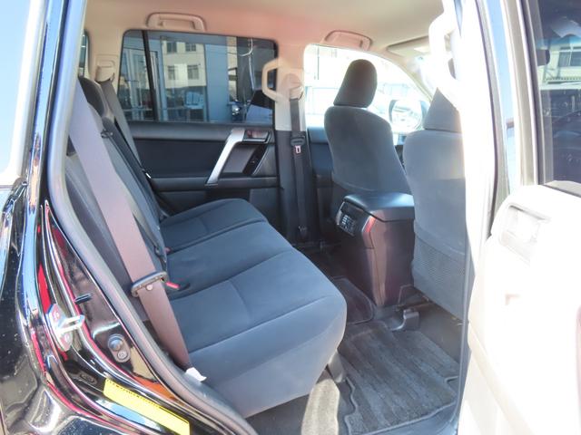 ランドクルーザープラド ＴＸ　４ＷＤ　ＥＴＣ　バックカメラ　ナビ　ＴＶ　オートライト　アルミホイール　スマートキー　ＡＴ　盗難防止システム　衝突安全ボディ　ＣＤ　Ｂｌｕｅｔｏｏｔｈ　ＡＢＳ　ＥＳＣ　エアコン　パワーステアリング（33枚目）