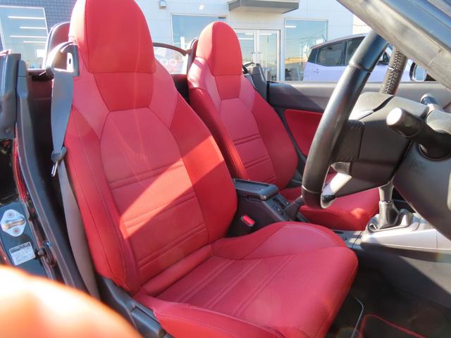 コペン ローブ ETC ナビ TV LEDヘッドランプ スマートキー アイドリングストップ シートヒーター CVT 盗難防止システム ABS ESC CD DVD再生 USB Bluetooth アルミホイール(62枚目)