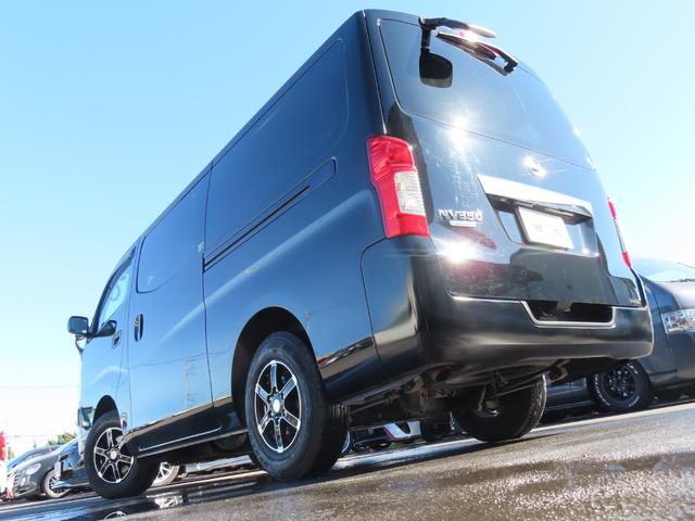 ＮＶ３５０キャラバンバン 　ＥＴＣ　バックカメラ　ナビ　ＴＶ　両側スライドドア　キーレスエントリー　電動格納ミラー　ＡＴ　アルミホイール　ＣＤ　ＵＳＢ　Ｂｌｕｅｔｏｏｔｈ　エアコン　パワーステアリング　パワーウィンドウ（24枚目）