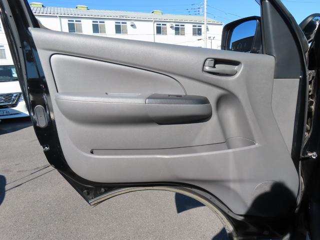 ＮＶ３５０キャラバンバン 　ＥＴＣ　バックカメラ　ナビ　ＴＶ　両側スライドドア　キーレスエントリー　電動格納ミラー　ＡＴ　アルミホイール　ＣＤ　ＵＳＢ　Ｂｌｕｅｔｏｏｔｈ　エアコン　パワーステアリング　パワーウィンドウ（42枚目）