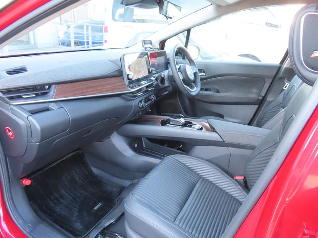 オーラ G レザーエディション 全周囲カメラ ナビ TV クリアランスソナー オートクルーズコントロール 衝突被害軽減システム アルミホイール オートマチックハイビーム オートライト LEDヘッドランプ スマートキー シートヒーター(24枚目)