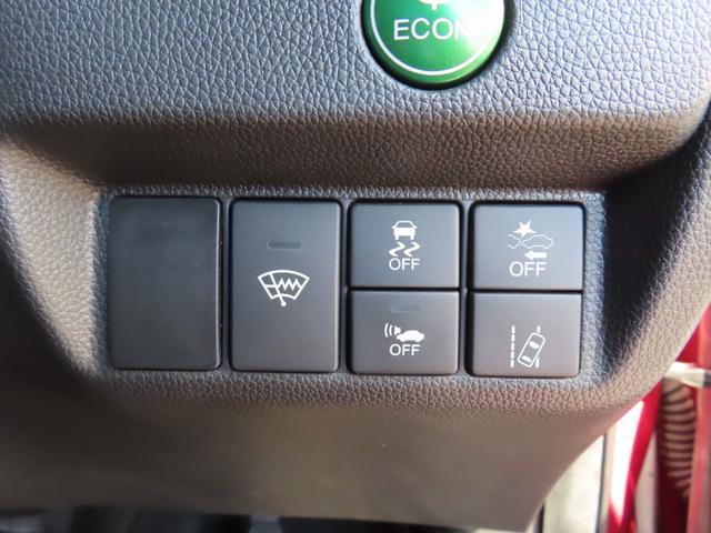 フィットハイブリッド Ｌ　ホンダセンシング　ハイブリッド　ＥＴＣ　バックカメラ　ＴＶ　オートクルーズコントロール　レーンアシスト　衝突被害軽減システム　オートライト　ＬＥＤヘッドランプ　スマートキー　アイドリングストップ　電動格納ミラー　ＡＴ（6枚目）