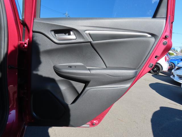 フィットハイブリッド Ｌ　ホンダセンシング　ハイブリッド　ＥＴＣ　バックカメラ　ＴＶ　オートクルーズコントロール　レーンアシスト　衝突被害軽減システム　オートライト　ＬＥＤヘッドランプ　スマートキー　アイドリングストップ　電動格納ミラー　ＡＴ（36枚目）