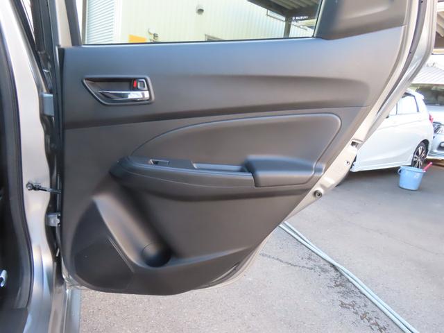 スイフトスポーツ ベースグレード ドライブレコーダー ETC クリアランスソナー オートクルーズコントロール レーンアシスト 衝突被害軽減システム アルミホイール オートライト LEDヘッドランプ スマートキー 電動格納ミラー(44枚目)