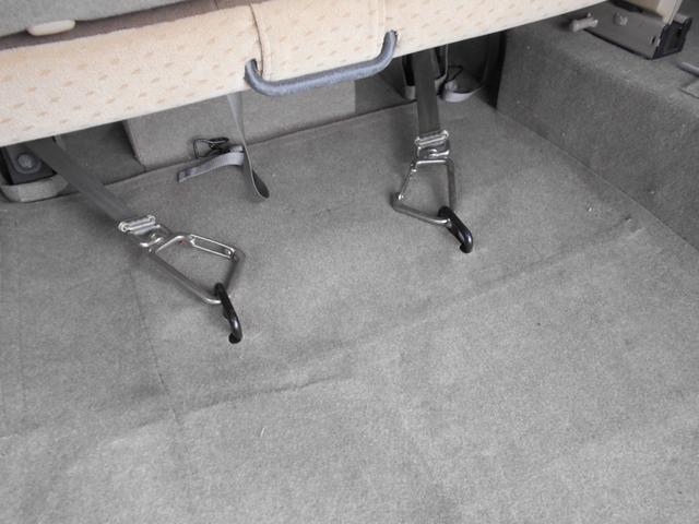エブリイワゴン 　車いす移動車後部電動固定リアシート付　リモコン付　ハイルーフ　ドラレコ　社外ナビ　フルセグＴＶ　ＤＶＤ再生　ブルートゥース　キーレス　ＥＴＣ　社外アルミ　電動格納ミラー　チェーンベルト（8枚目）