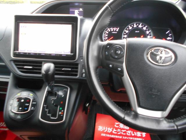 ヴォクシー ZS 煌 4WD 純正ナビ フルセグTV Bカメラ DVD再生 ブルートゥース 純正フリップダウンモニター 新品ドラレコ 両側パワースライドドア スマートキー プッシュスタート ETC 純正アルミ Tチェーン(15枚目)