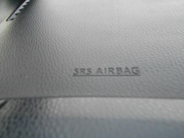 ヴォクシー ZS 煌 4WD 純正ナビ フルセグTV Bカメラ DVD再生 ブルートゥース 純正フリップダウンモニター 新品ドラレコ 両側パワースライドドア スマートキー プッシュスタート ETC 純正アルミ Tチェーン(26枚目)