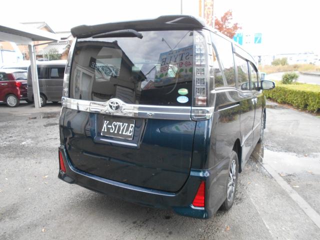 ヴォクシー ZS 煌 4WD 純正ナビ フルセグTV Bカメラ DVD再生 ブルートゥース 純正フリップダウンモニター 新品ドラレコ 両側パワースライドドア スマートキー プッシュスタート ETC 純正アルミ Tチェーン(28枚目)