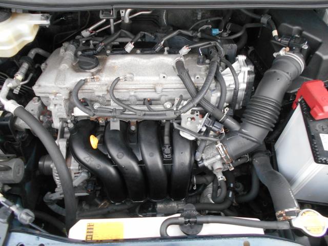 ヴォクシー ZS 煌 4WD 純正ナビ フルセグTV Bカメラ DVD再生 ブルートゥース 純正フリップダウンモニター 新品ドラレコ 両側パワースライドドア スマートキー プッシュスタート ETC 純正アルミ Tチェーン(31枚目)