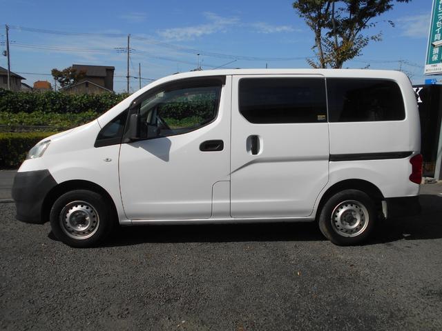 ＮＶ２００バネットバン ＤＸ　純正ナビ　フルセＴＶ　ＣＤ再生　新品ドラレコ　キーレス　ＥＴＣ　チェーンベルト（8枚目）