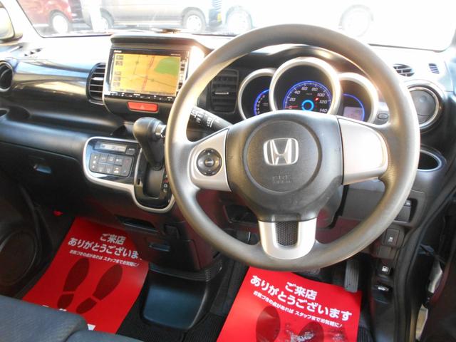 N-BOXカスタム G・Lパッケージ 純正ナビ ワンセグTV バックカメラ DVD再生 フリップダウンモニター 新品ドラレコ パワースライドドア スマートキー プッシュスタート ETC 純正アルミ 純正HID ウィンカーミラー Tチェーン(16枚目)