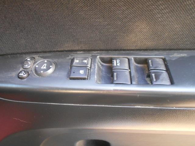 N-BOXカスタム G・Lパッケージ 純正ナビ ワンセグTV バックカメラ DVD再生 フリップダウンモニター 新品ドラレコ パワースライドドア スマートキー プッシュスタート ETC 純正アルミ 純正HID ウィンカーミラー Tチェーン(20枚目)