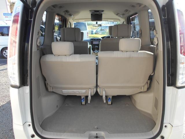 セレナ ２０Ｇ　純正ナビ　フルセグＴＶ　バックカメラ　ＤＶＤ再生　ブルートゥース　新品ドラレコ　エアロ　アルパインフリップダウンモニター　両側パワースライドドア　インテリキー　プッシュスタート　ＥＴＣ　チェーンベルト（13枚目）