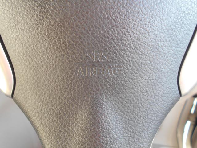 セレナ ２０Ｇ　純正ナビ　フルセグＴＶ　バックカメラ　ＤＶＤ再生　ブルートゥース　新品ドラレコ　エアロ　アルパインフリップダウンモニター　両側パワースライドドア　インテリキー　プッシュスタート　ＥＴＣ　チェーンベルト（17枚目）