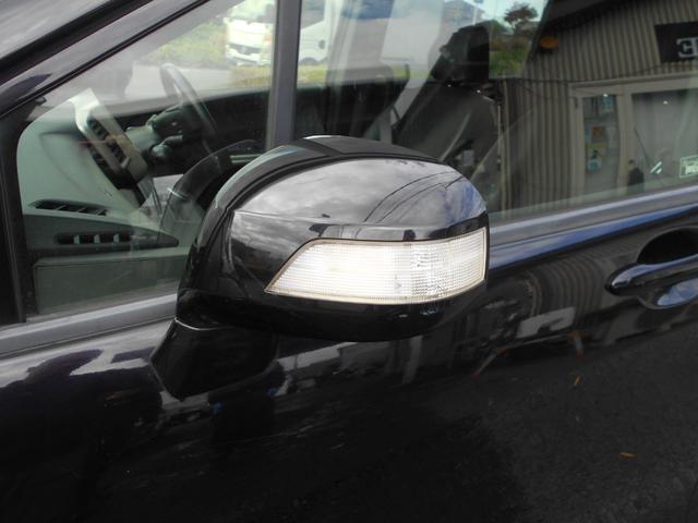 フリードスパイクハイブリッド ジャストセレクション 純正9インチナビ フルセグTV バックカメラ 新品ドラレコ 両側パワースライドドア スマートキー ETC 社外15インチアルミ ウィンカーミラー リアスポイラー 純正HID チェーンベルト(10枚目)