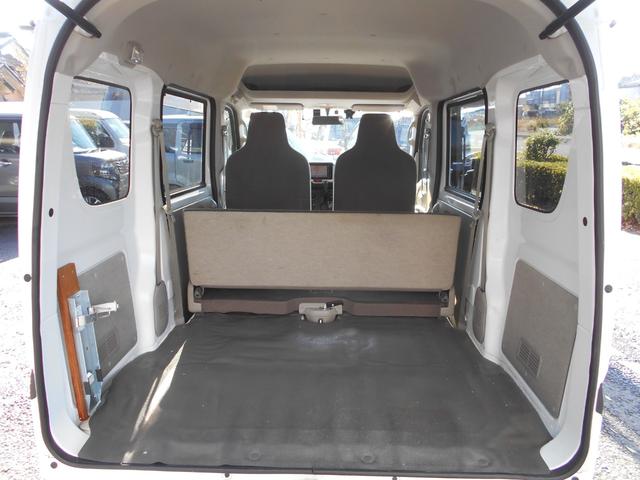 エブリイ ＰＣ　社外ナビ　フルセグＴＶ　バックカメラ　ＤＶＤ再生　ブルートゥース　新品ドラレコ　キーレス　パワーウィンドウ　ＥＴＣ　オーバーヘッドシェルフ　チェーンベルト（13枚目）