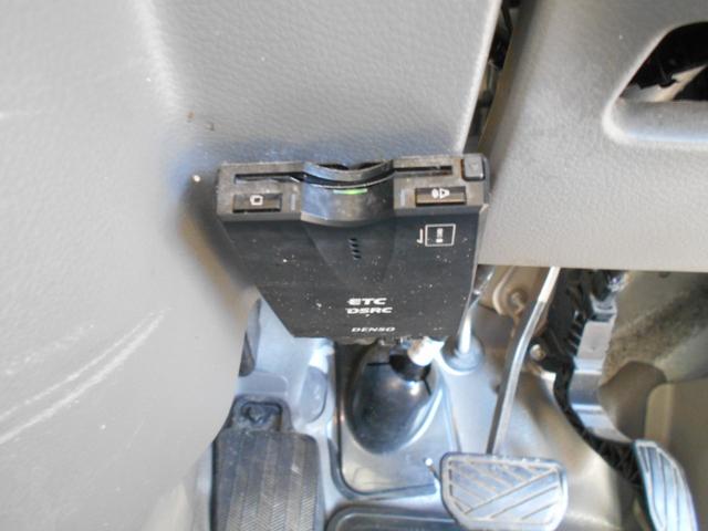 エブリイ ＰＣ　社外ナビ　フルセグＴＶ　バックカメラ　ＤＶＤ再生　ブルートゥース　新品ドラレコ　キーレス　パワーウィンドウ　ＥＴＣ　オーバーヘッドシェルフ　チェーンベルト（19枚目）