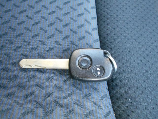 モビリオスパイク W HDDナビアクティブエディション 純正HDDインターナビ バックカメラ 新品ドラレコ パワースライドドア キーレス ETC 社外14インチアルミ エアロ リアスポイラー チェーンベルト(12枚目)