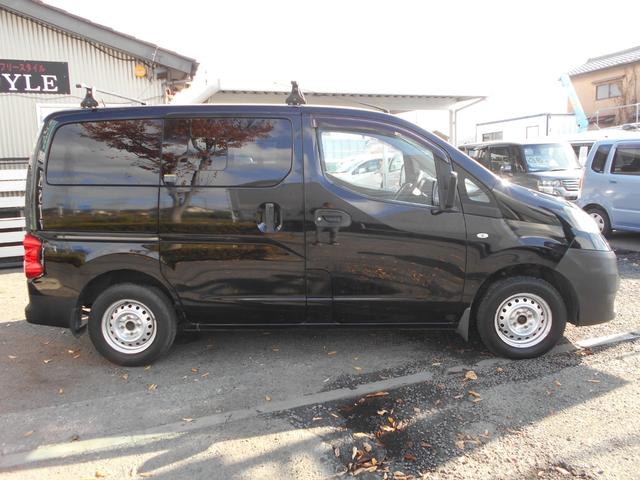 ＮＶ２００バネットバン ＤＸ　社外ナビ　新品ドラレコ　キーレス　パワーウィンドウ　ルーフキャリア　チェーンベルト（7枚目）